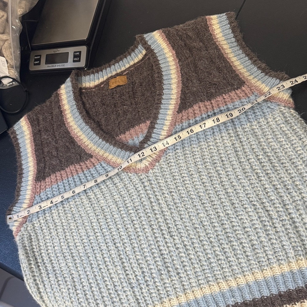 Pol Multicolor Sweater Vest Oversized blue mauve brown cream multi patterns - Picture 9 of 12